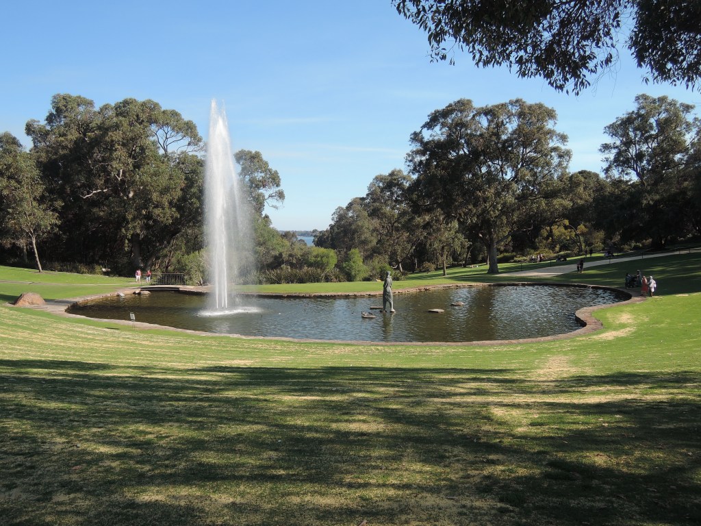 Picnic spot in Kings Park (Statue of woman with child, Peppermint Lawn) Saturday 22 October 2016